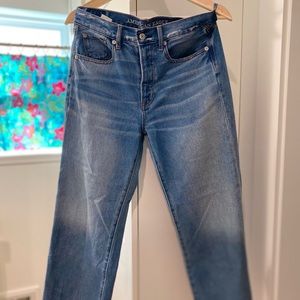 High waisted cropped jeans